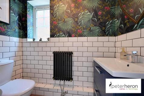Cloakroom/WC