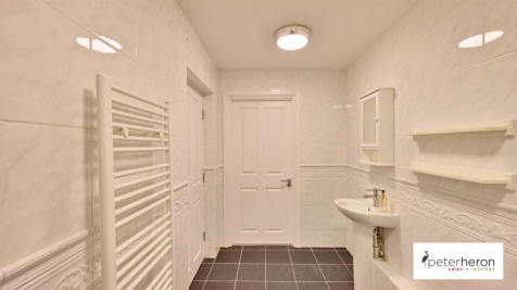 Jack &amp; Jill Bathroom
