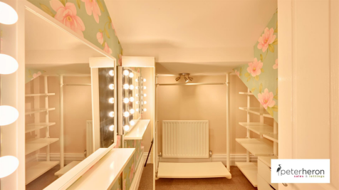 Dressing Room/Walk in Wardrobe