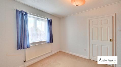 Bedroom 2 (rear)