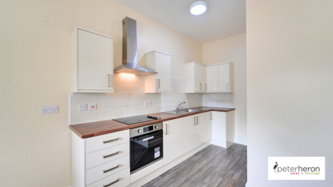 Open Plan Lounge and Kitchen