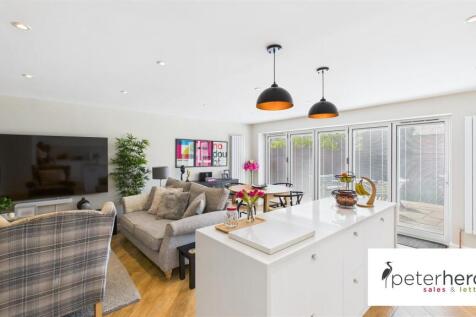 Open Plan Kitchen/Dining and Family Area