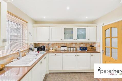 Breakfasting Kitchen