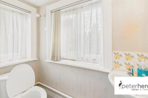 Cloakroom/WC