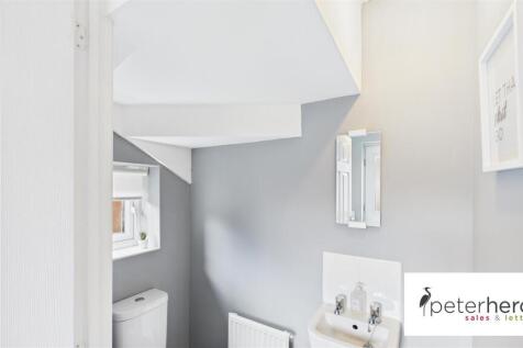Cloakroom/WC