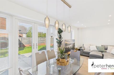 Open Plan Kitching &amp; Living Area