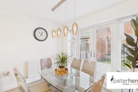 Open Plan Kitching &amp; Living Area