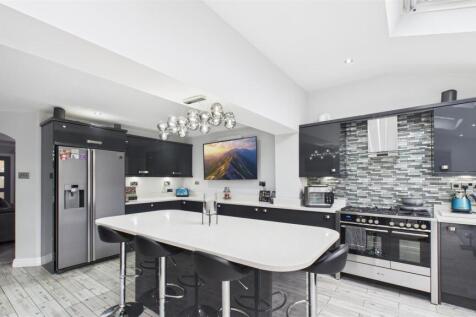 Open Plan Kitchen Dining And Family Room