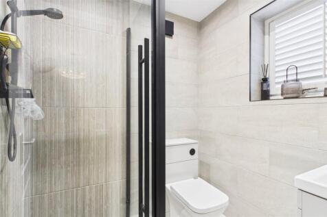 En Suite Shower Room