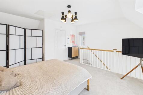 Bedroom 1 (Top Floor)