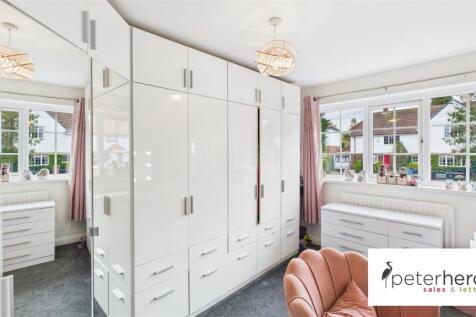 Bedroom 4/Dressing Room