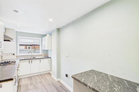 Breakfasting Kitchen