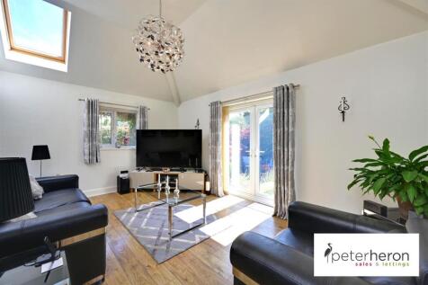 Living/Garden Room