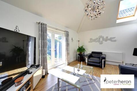 Living/Garden Room