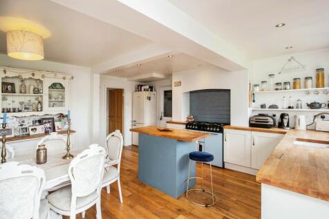 Kitchen 4 13 Ston...