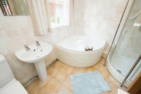 Bathroom 41