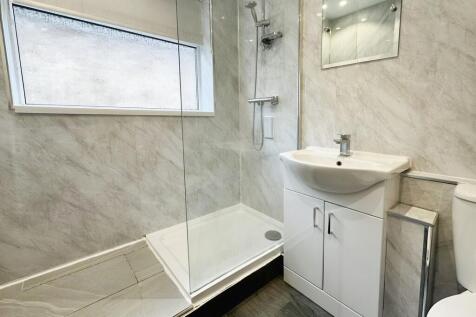 e3e19b57-Shower 2...