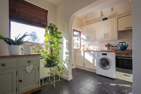 116 Stanley St - ...