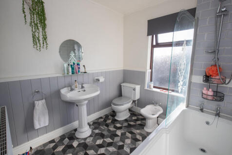 116 Stanley St - ...