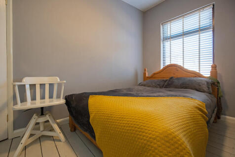 116 Stanley St - ...