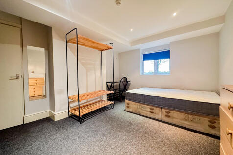 160b bedroom 2
