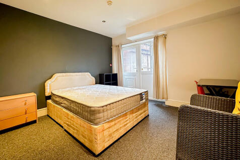 160b bedroom
