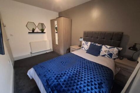 WhatsApp Image 20...