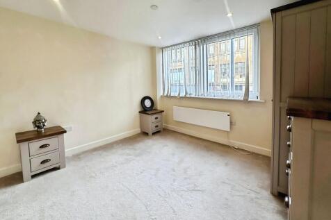 1cbc8584-WhatsApp...