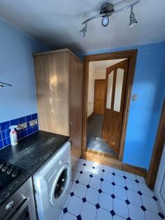 Kitchen 3.jpg