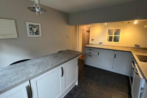 WhatsApp Image 2025-11-10 at 15.36.28 (1).jpeg