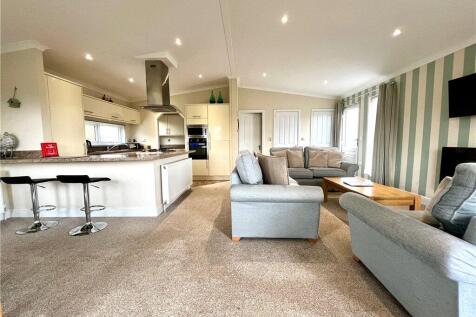 Reception/Kitchen