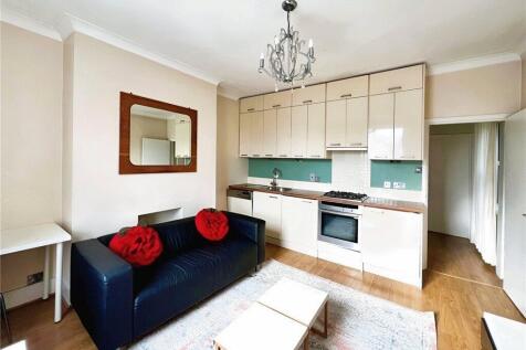Reception/Kitchen