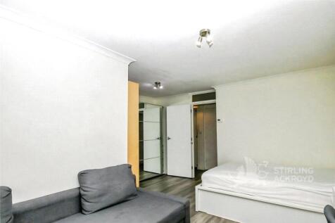 Studio Room