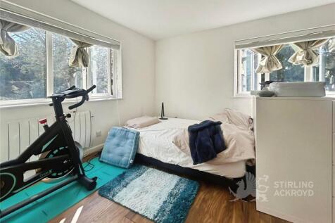 Studio Room