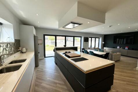Kitchen 4