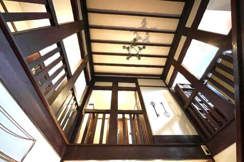 MEZZANINE LANDING