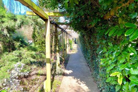 PERGOLA