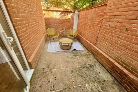 Bed 2 Courtyard