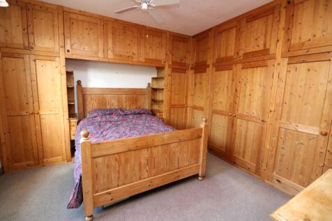 Bed 1