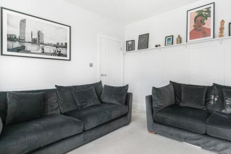 Lounge 2