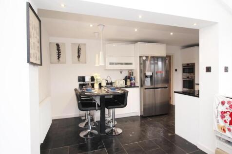 Kitchen 4