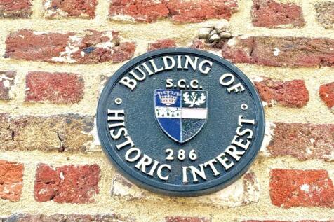 Plaque