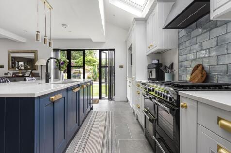 Kitchen 4