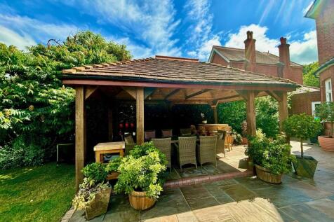 Alfresco area