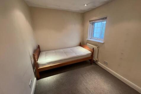 9 Harvest Road BEDROOM TWO