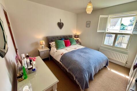 Bed 1