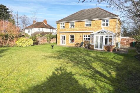 35 Egham Hill Rear