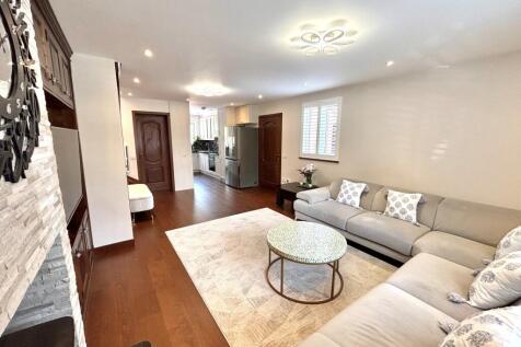 Lounge 2