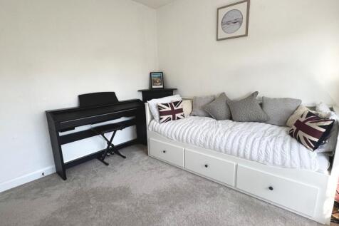 Bed 2 Left