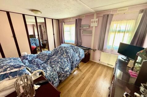Bed 1